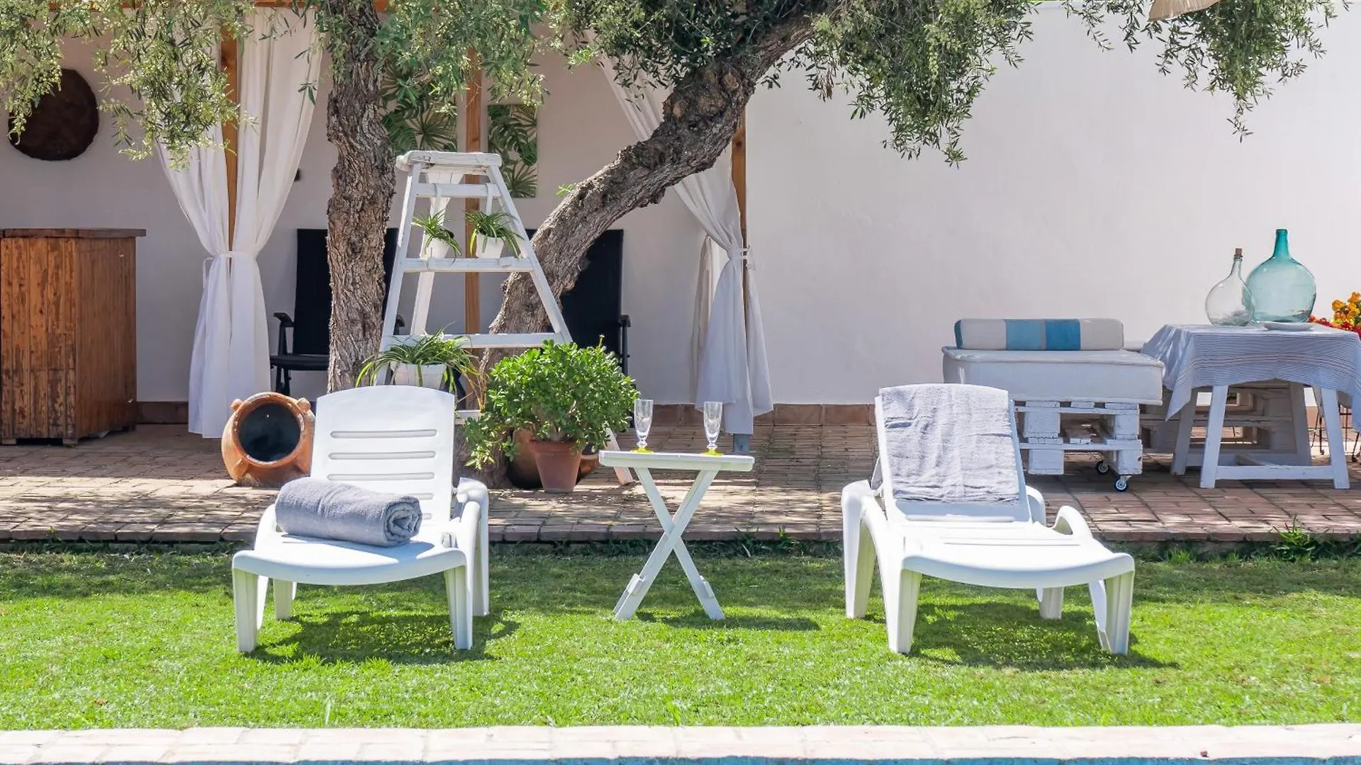 Casa Rural Pozo Viejo Marchena  Ferienhaus