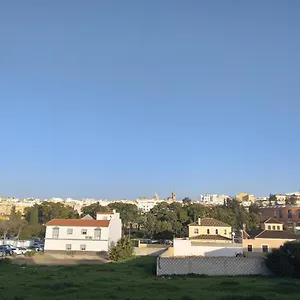 Piso Amplio Y Tranquilo En Apartamento